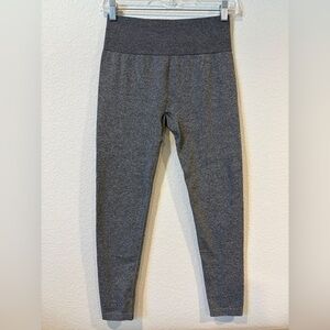 Vitality Women’s Grey Formation Cropped Leggings - M